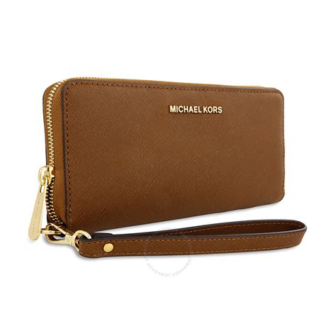 michael kors travel wallet jet set|Michael Kors jetsetter wallet.